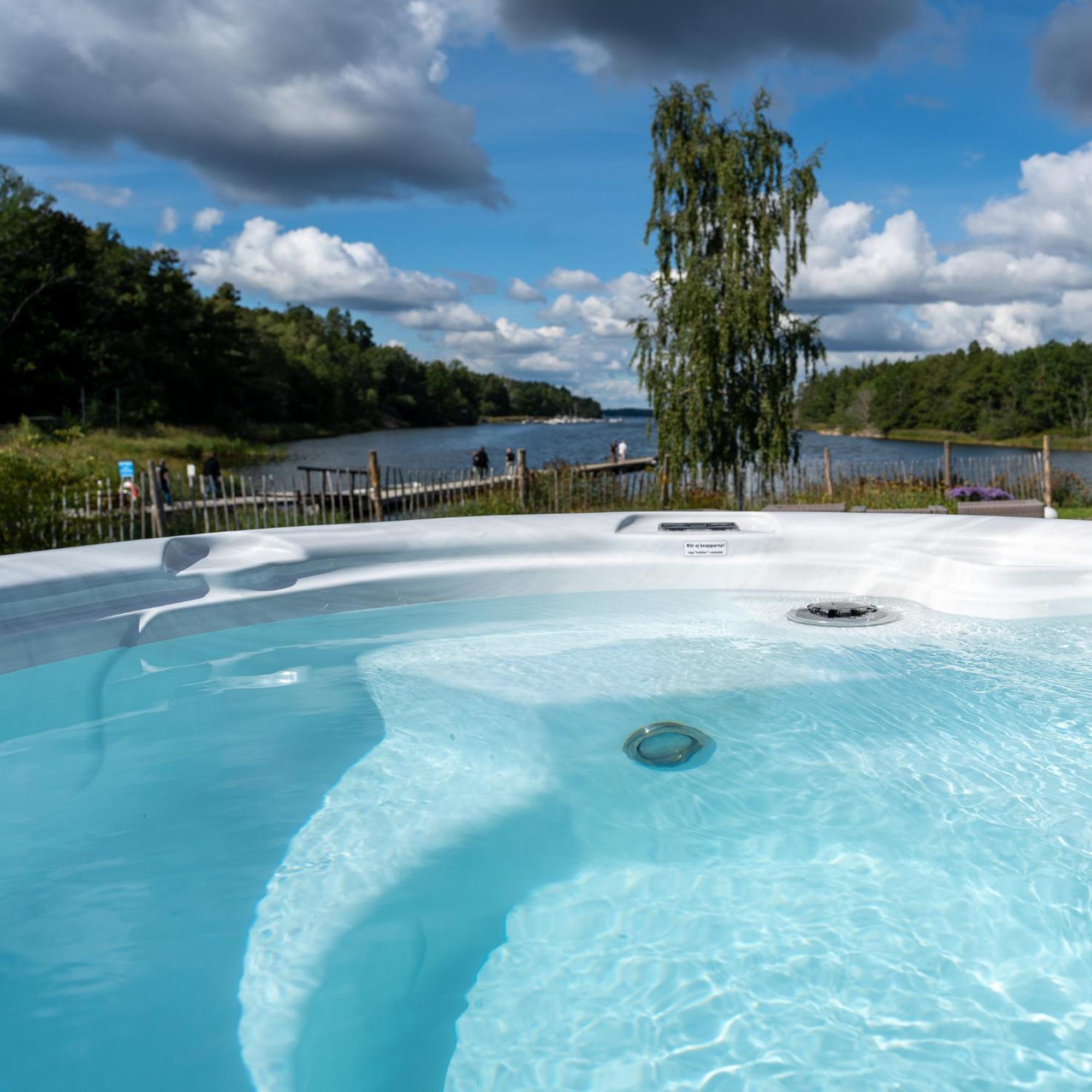 Skeviks Gard Hotel Gustavsberg Exterior photo