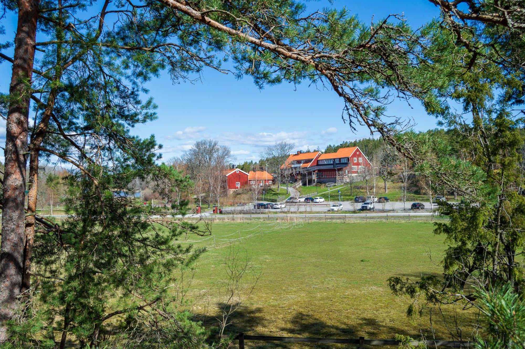 Skeviks Gard Hotel Gustavsberg Exterior photo